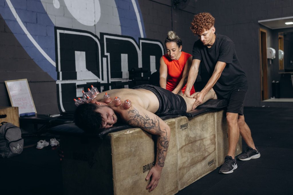Récupération musculaire : les pratiques pour progresser sur la durée