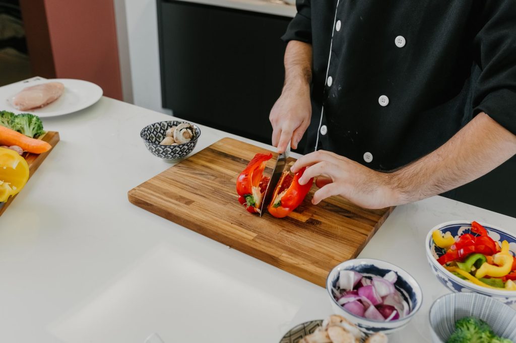 Manger sain en 2026 : les étapes pour cuisiner healthy sans se compliquer la vie